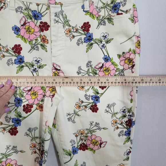 Talbots Floral Bouquet Slim Ankle Jean Size 12 Ivory Flawless 5 Pocket Slimming - Picture 7 of 13